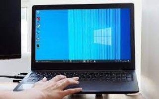 Phải làm sao khi màn hình laptop bị hư ?